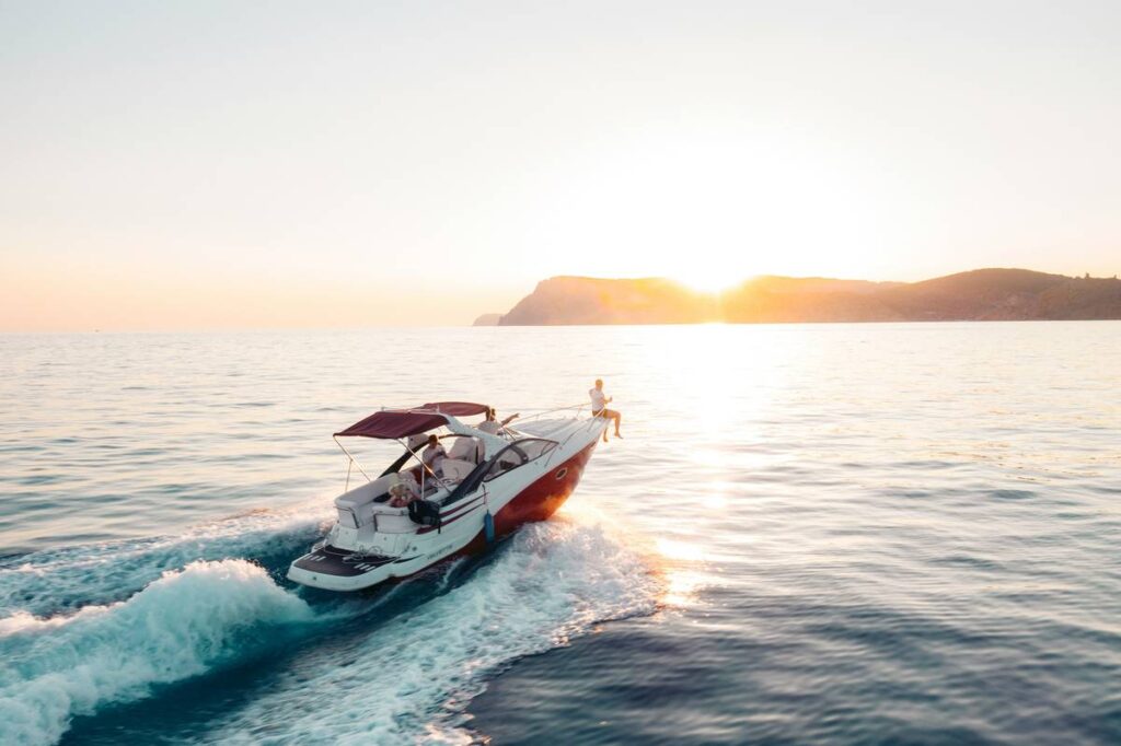 Travel Insurance Boat Rental: 7 Essential Tips to Avoid Painful Mistakes